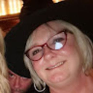 Meet your Posher, Brenda